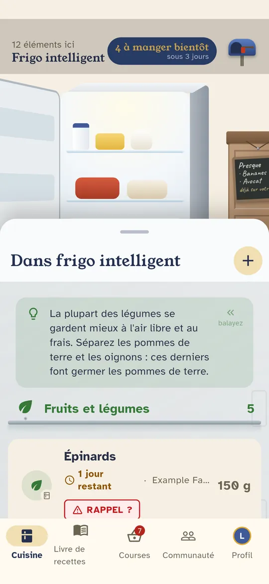 Appuyez sur l'un pour l'ouvrir. Tirez la liste vers le haut pour tout l'écran.